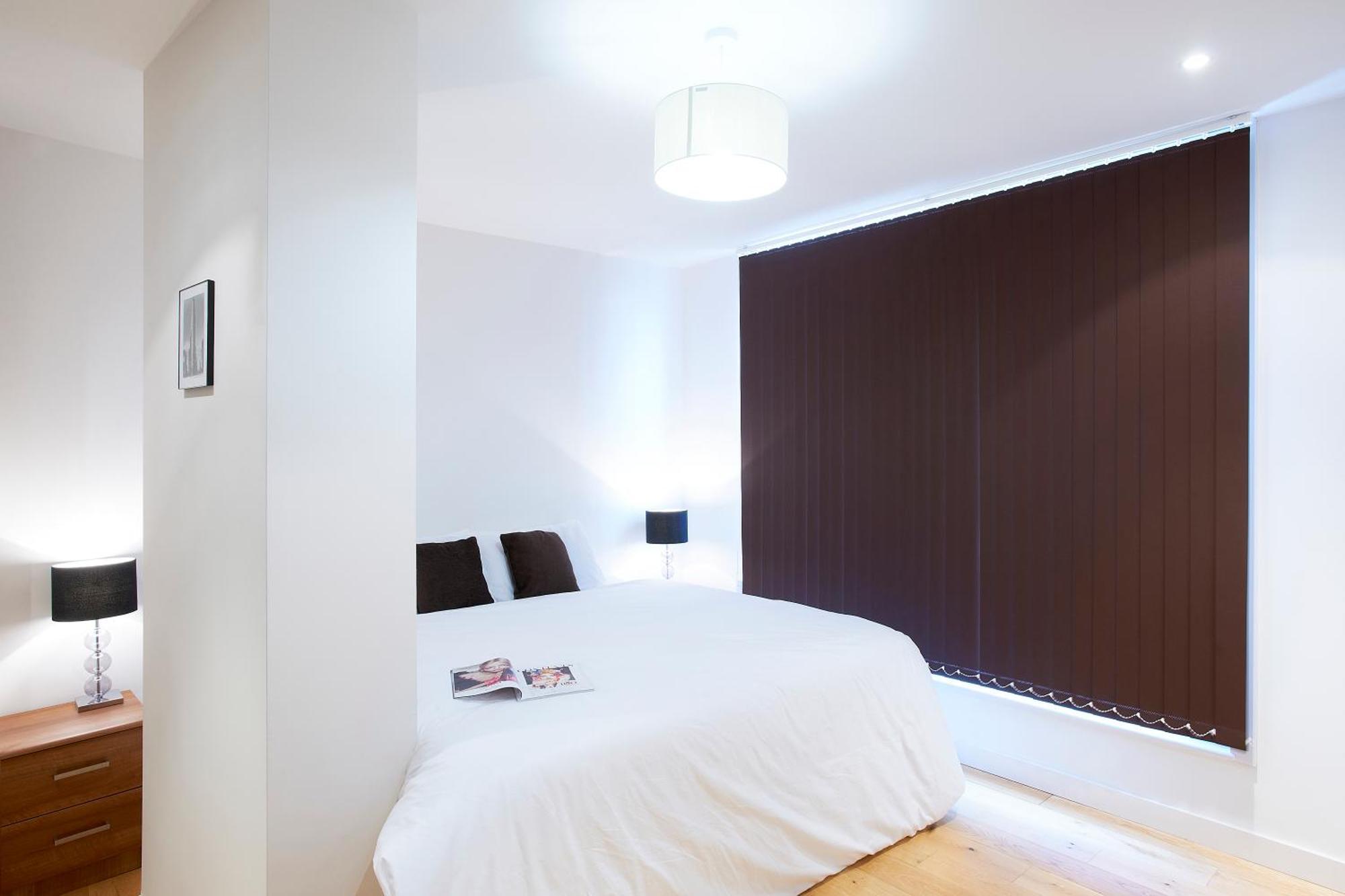 Watford Centre - Luxury Penthouse Apartment Exterior foto