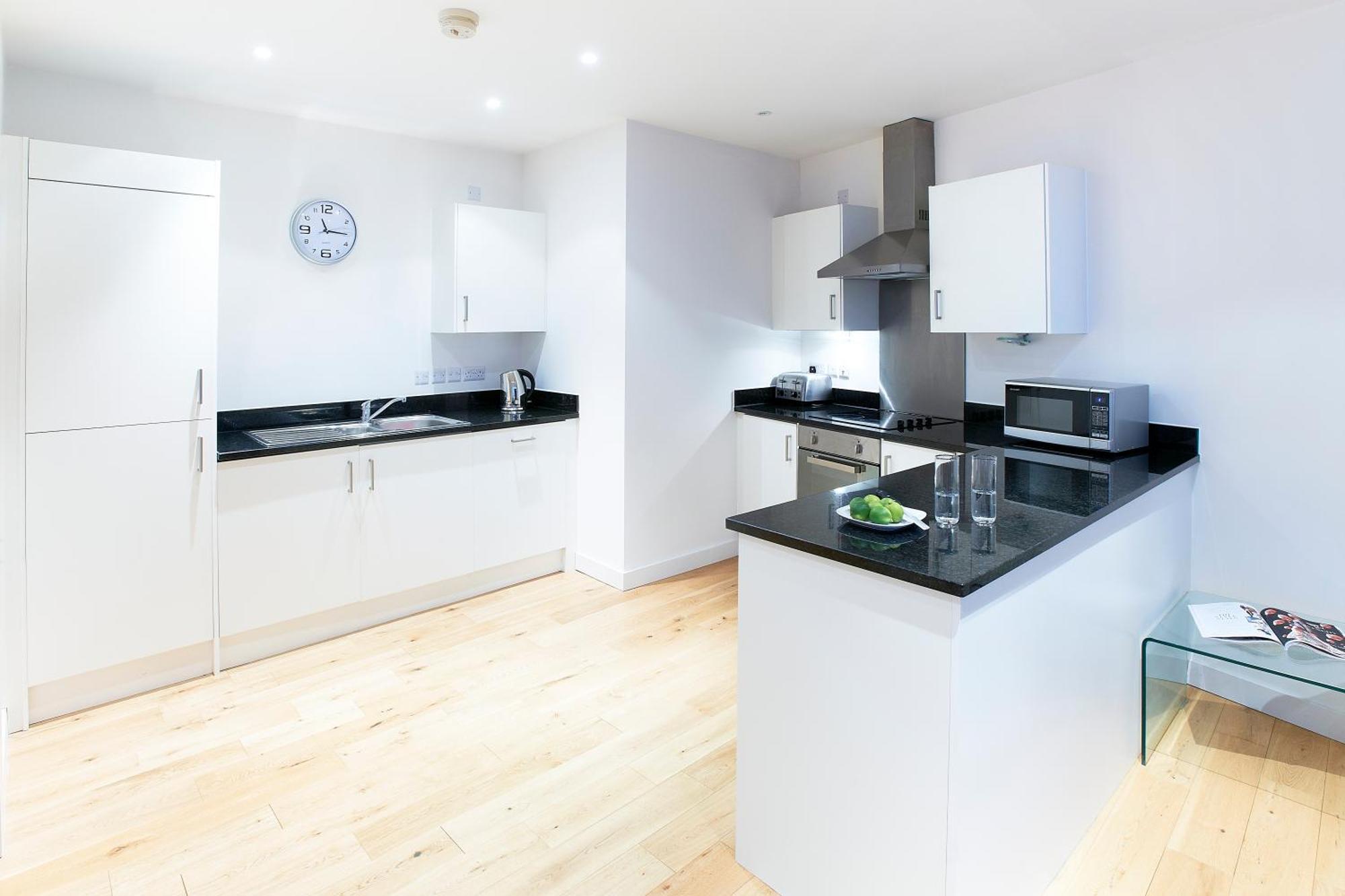 Watford Centre - Luxury Penthouse Apartment Exterior foto